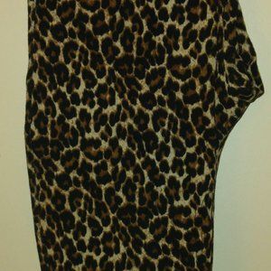 Leopard print leggings.
